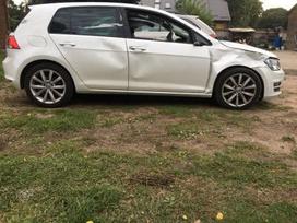 Volkswagen Golf 2 0tdi 110kw navigacija panoraminis stogas lieti ratai r 17