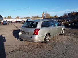 Toyota Avensis dalimis. Toyota avensis dalimis. dauztas priekis ,