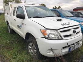Toyota Hilux for parts. Detalių pristatymas i visus lietuvos miestus baltijos
