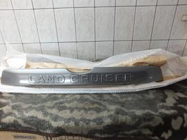 Toyota Land Cruiser hood (front, rear)