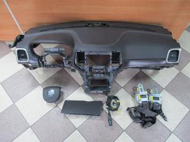 Jeep Grand Cherokee for parts. Parduodame originalias oro pagalves restauruojame sr