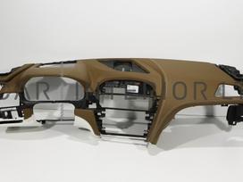 BMW 6 serija salono detalės