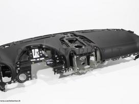 Porsche Cayenne детали салона