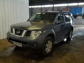 Nissan Pathfinder for parts