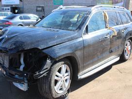 Mercedes-Benz GL450 по частям