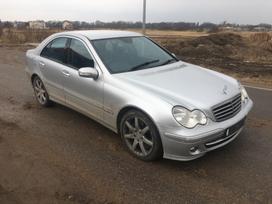 Mercedes-benz C320 3 2cdi 165kw avantgarde 1