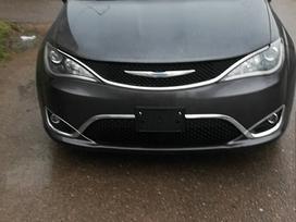 Chrysler Pacifica Perkant naudotą autodetalę ir keičiant ją mūsų autoservise auto