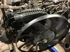 Land Rover Range Rover Sport Variklis ir dalys aplink varikli greiciu deze