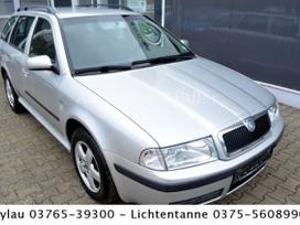 Skoda Octavia dalimis