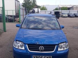 Volkswagen Touran dalimis. Ka tik gautas automobilis atliekam serviso darbus