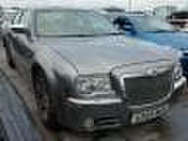 Chrysler 300C for parts
