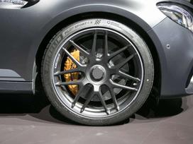 Mercedes-Benz E63 AMG, lengvojo lydinio, R19