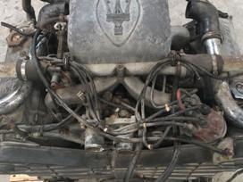 Maserati -kita-, Am453, dzinēja detaļas