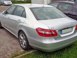 Mercedes-Benz E klasė по частям