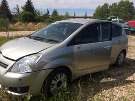 Toyota Corolla Verso dalimis