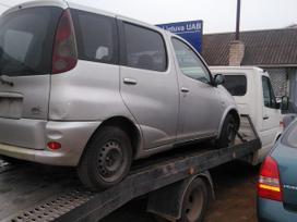 Toyota Yaris Verso Automobilis parduodamas dalimis galime pasiūlyti įvairių metų