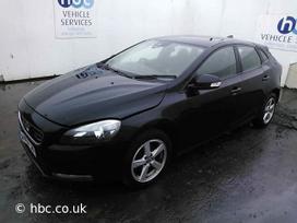 Volvo V40 dalimis