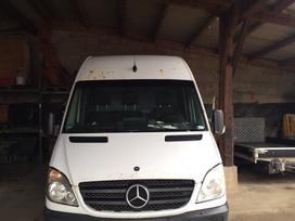 Mercedes-Benz Sprinter, preču