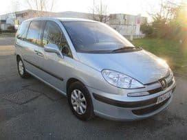 Peugeot 807 по частям. Ksenon zibintai dvd lieti ratlankiai yra tamsiai me