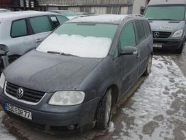 Volkswagen Touran for parts