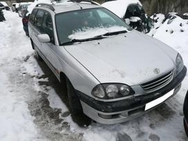 Toyota Avensis rezerves daļās. Europinis modelis detales siunčiame visoje lietu