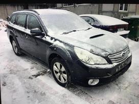 Subaru Outback Boxer diesel odinis salonas navigacija kablys bagazines uzuo