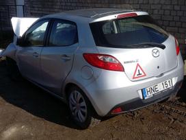 Mazda 2 по частям. Europa dalimis