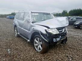 Mitsubishi Pajero Dalimis is anglijos