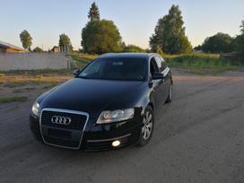 Audi A6 dalimis. Pniaumatinė pakaba juodos lubos