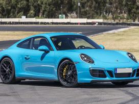 Porsche 911 rezerves daļās