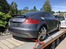 Audi TT for parts. Audi tt 2 0i mehanika vse detali sdanava auto