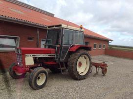 Case-IH 844