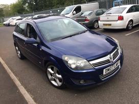 Opel Astra for parts. Auto is anglijos yra 1 9 110 88kw ir automatu yra 1