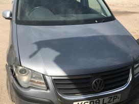 Volkswagen Touran Automobilis ardymui 1 9 tdi bls 77kw
