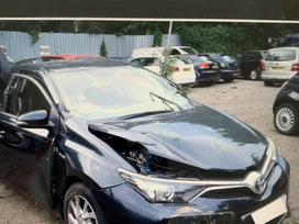 Toyota Auris Dalimis is anglijos