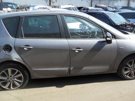 Renault Scenic dalimis