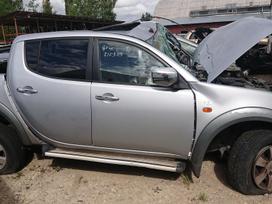 Mitsubishi L200 for parts