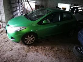 Mazda 2 for parts. Europinis modelis nedidelė rida r15 originalūs lie