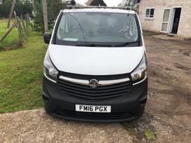 Opel Vivaro for parts. originalios kokybiškos naudotos detalės suteik