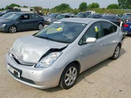 Toyota Prius rezerves daļās