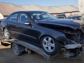 Mercedes-Benz E220