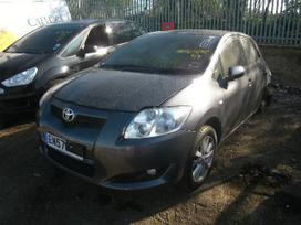 Toyota Auris dalimis. Is anglijos d4d 2 0l srs abs slono tokiu ratl