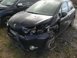 Peugeot 208 rezerves daļās. Automobilis ardomas dalimis запасные части авто