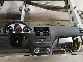 Mercedes-Benz C220 for parts. Salono panelė su airbag vairo airbag prietaisų skyd