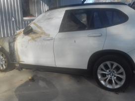 BMW X1 по частям