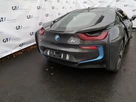 BMW i8 dalimis. Darbo laikas i iv nuo 8 00 iki 17 00 val v 16 30