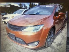 Chrysler Pacifica по частям