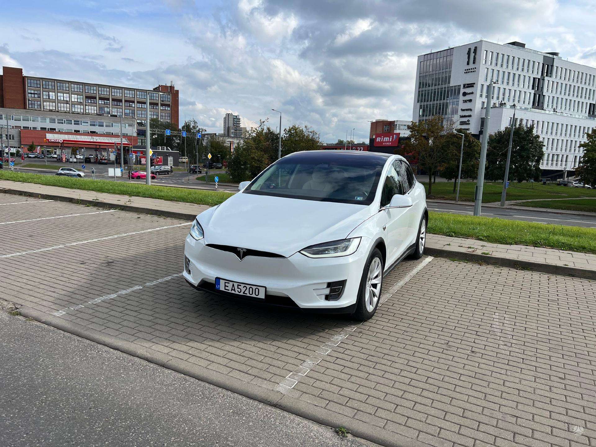 tesla model x kwh