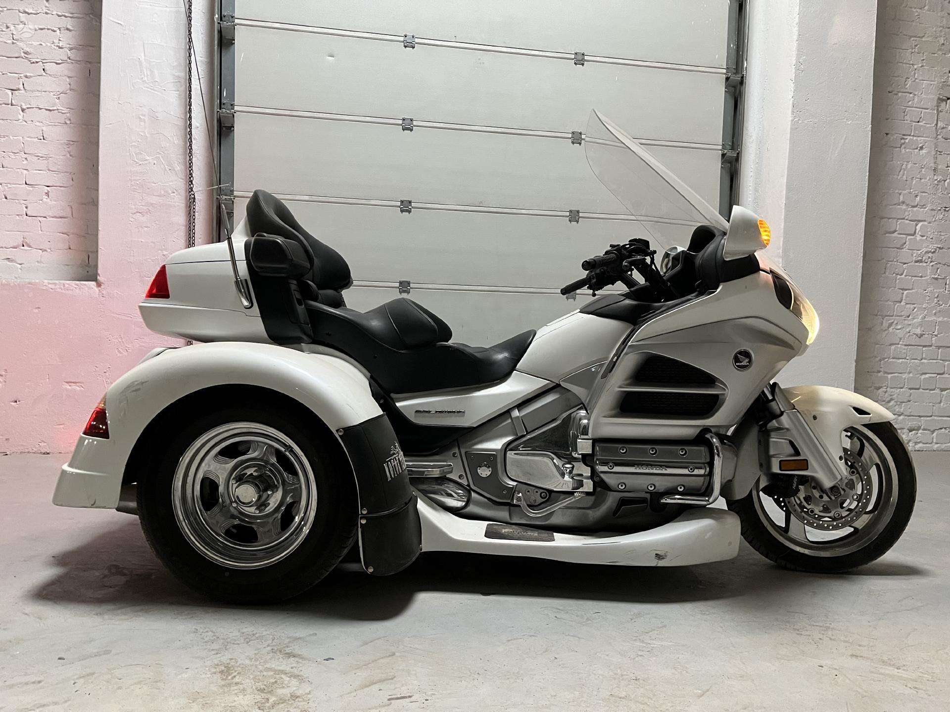 Goldwing 1800cc hot sale