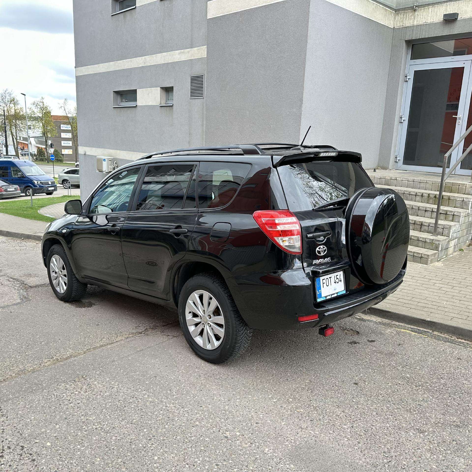 Toyota RAV4, 2.5 l., Внедорожник / Кроссовер 2011-12 m., | A25708640